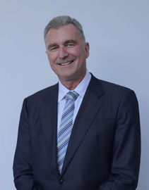 Alastair Hadlow - Orthopaedic & Spinal Surgeon